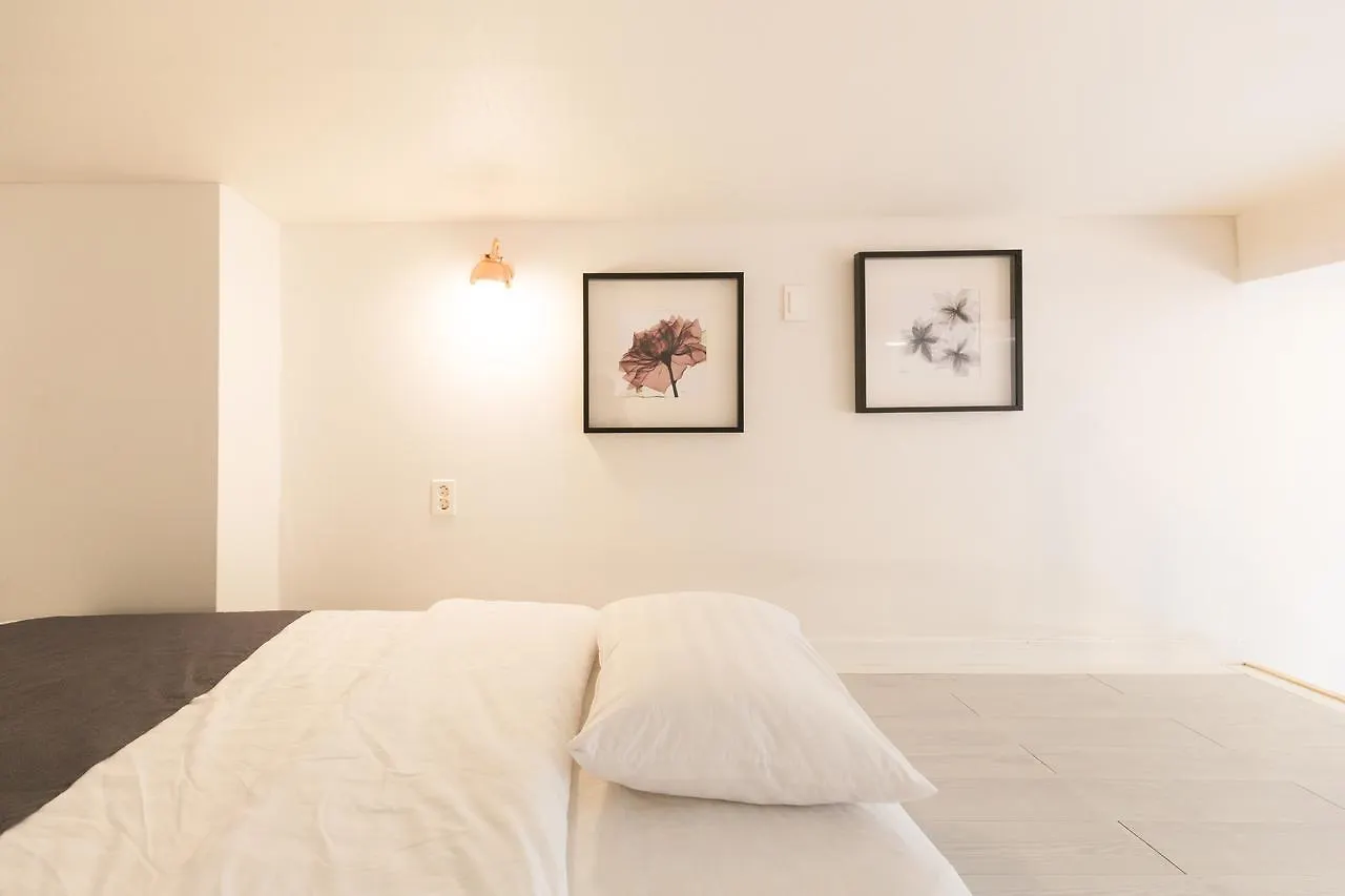 Ferienwohnung Here House Hongdae Seoul Apartment