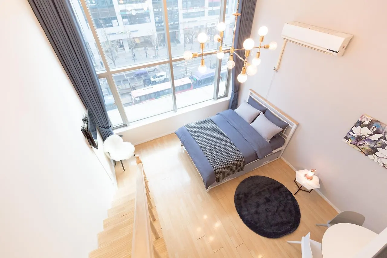 Apartment Ferienwohnung Here House Hongdae Seoul
