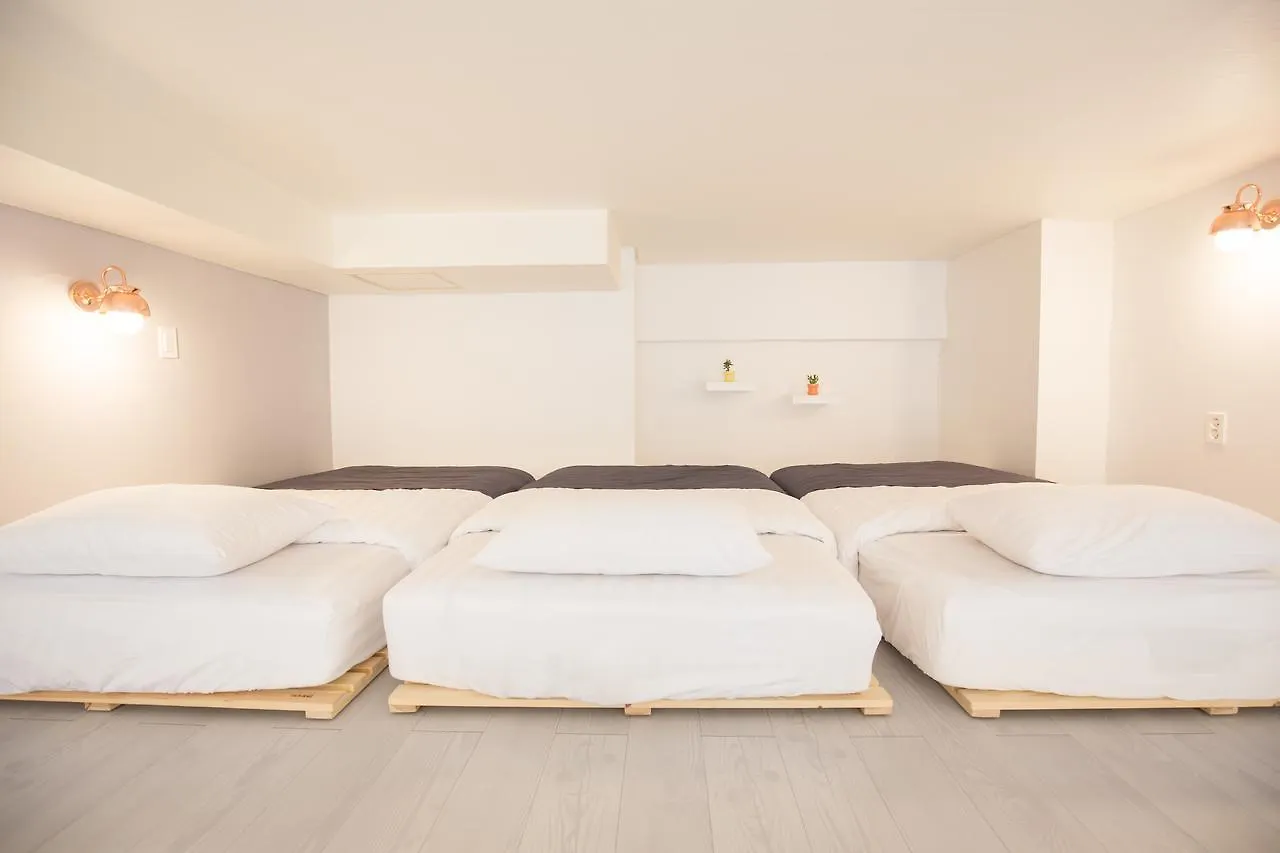 Ferienwohnung Here House Hongdae Seoul Apartment